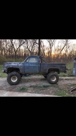Square Body Chevy for Sale - (KS)